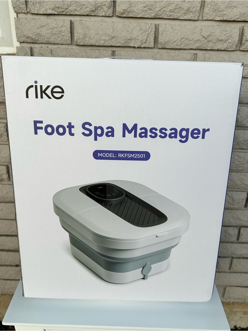 Foot Spa Massager in White and Gray